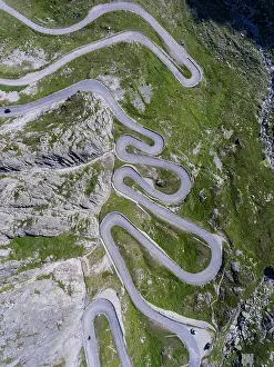 Winding: Old Gotthard Pass, old pass road in Val Tremola