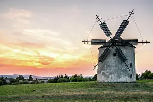 Wheel: Old historic windmills in the sunset Tesi, balaton, hungary