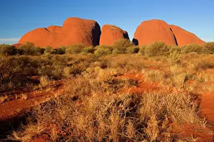 Kata: Olgas - Kata Tjuta - famous sandstone rocks just