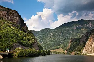 Fisherman: The Olt gorge through the Carpathian mountains