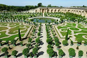 Lawns: Orangery on the south side, Palace of Versailles