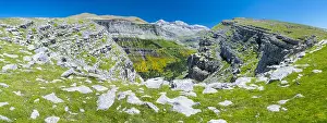 Pyrenees: Ordesa valley, Ordesa y Monte Perdido National Park