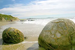 Sphere: Otago, Koekohe Beach, New Zealand. The Moeraki