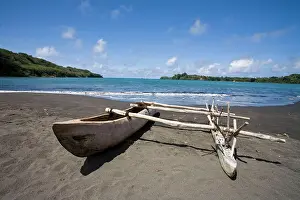 Vanuatu: Outrigger canoe