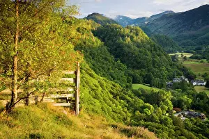 Derwent: Overlooking Borrowdale Valley, Derwentwater, Lake