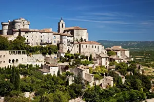 Hilltop: Overlooking the medieval town of Gordes
