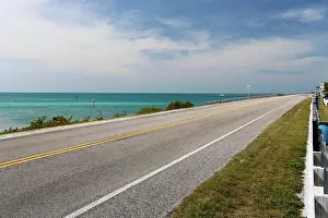 Roadside: Overseas Highway, Upper Matecumbe Key, Florida Keys