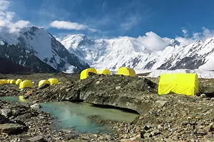 Shan: Pabeda-Khan Tengry glacier massif, View from Base