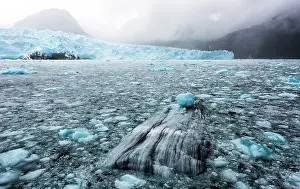 Renato Granieri: Pack Ice of Amalia / Skua Glacier with mountains