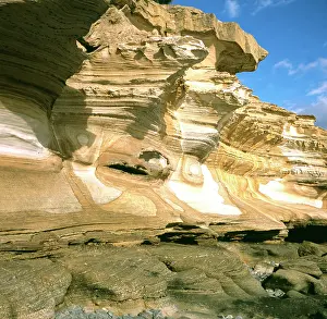 Stained: Painted Cliffs, iron-stained Triassic sandstone