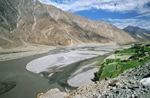 Pakistan: Pakistan - with river