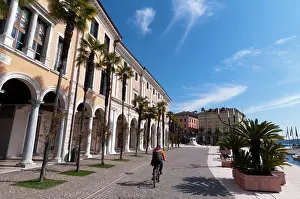 Magnifica: Palace of the Magnifica Patria, Salo, Lago