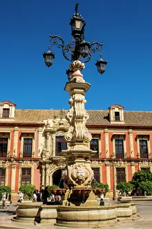 Fountain: Palacio Arzobispal and Fuente Farola, Plaza Virgen de los