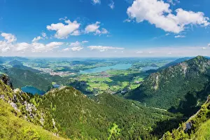 Foothills: Panorama from Sculing, 2047m, to the Tannheimer