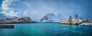 Pier: Panorama of yellow rorbu houses of Sakrisoy fishing