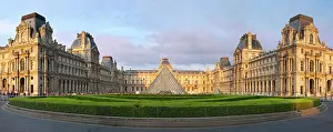 Pyramid: Panoramic view of Musee du Louvre, Paris