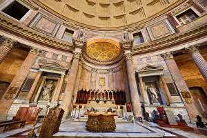 Pantheon: The Pantheon di Roma church, Rome, Italy