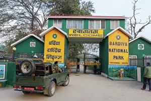 De Jour: Park's enter at Thakudwara