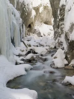 Chasm: Partnachklamm (gorge of creek Partnach)