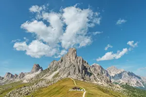 Giau: Passo di Giau, Giau Pass, at the back peaks of La