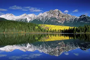 Patricia Lake and Pyramid Mountain