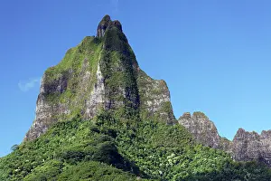 Overseas: Peak, Highest peak, Mont Tohiea, 1207 m, Moorea