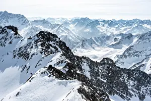 Stubai: Peaks and mountains in winter, Sellraintal, Stubai