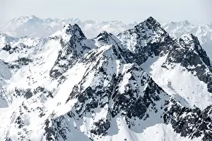 Stubai: Peaks and mountains in winter, Sellraintal, Stubai