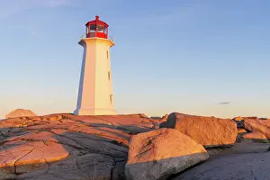 Lighthouse: Peggy's Cove Lighthouse, Nova Scotia, Canada