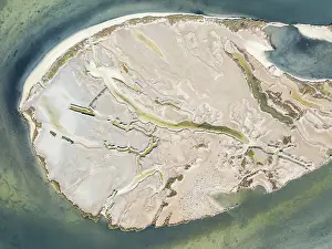 Marshland: Peninsula in the marshland in the BahÃ­a de CÃ¡diz Nature Reserve