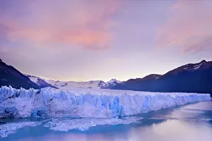 Moreno: Perito Moreno Glacier - face of glacier and Lago