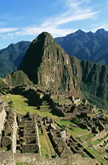 Machu: Peru - Machu Picchu. The city below Huayna Picchu mountain