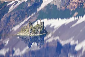 Phantom: Phantom Ship and reflections