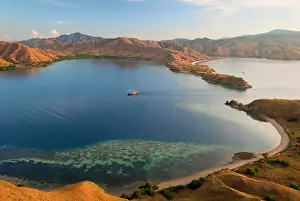 Sailing: Phinisi schooner brings divers into a harbor