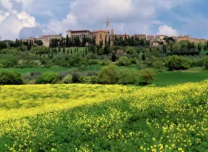 Pienza: Pienza in spring - ancient city of Pienza with