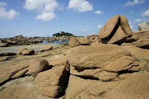 Ploumanac H: Pink granite rocks Ploumanac'h Cote de Granit Rose