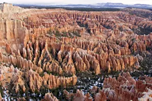 Hoodoos: Pinnacles of limestone rock (so-called hoodoos)