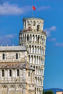 Piazza: Pisa Cathedral and the Leaning Tower of Pisa bell