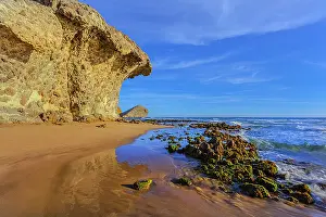 Cabo: Playa de Monsul - lava rock formations along the