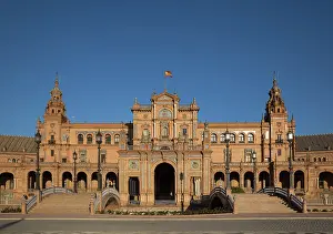 Plaza: The Plaza de Espana
