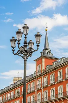 Plaza: Plaza Mayor and Casa de la Panaderia, Madrid, Spain