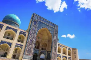School: Po-i-Kalan or Poi Kalan, an Islamic religious complex