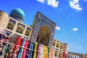 School: Po-i-Kalan or Poi Kalan, an Islamic religious complex