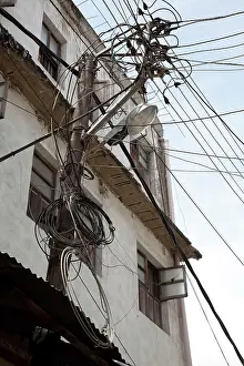 Tangled: Pole with mass tangled mains electricity cables