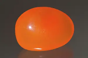 Oxide: Polished Carnelian Gemstone
