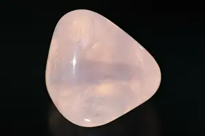 Oxide: Polished Rose Quartz Gemstone