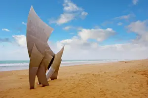 Sculptures: The Polynational Second World War memorial Les Braves
