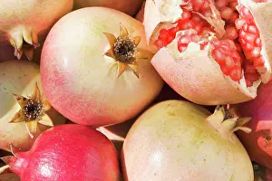 Punica: Pomegranate