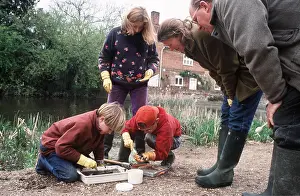 Hobbies: POND DIPPING - Flatford Mill