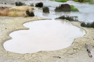 Boiling: Pool at mud volcano